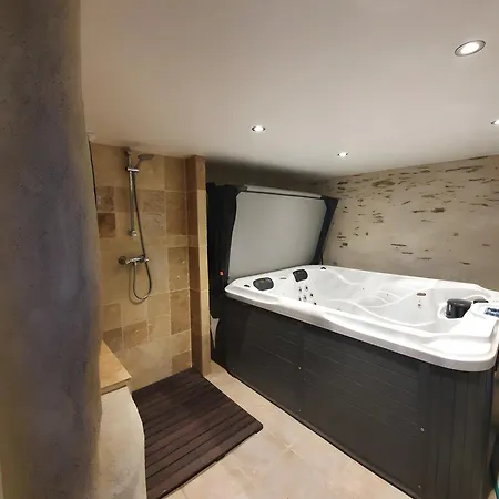 Hébergement de vacances Tour-moulin Bouchemaine